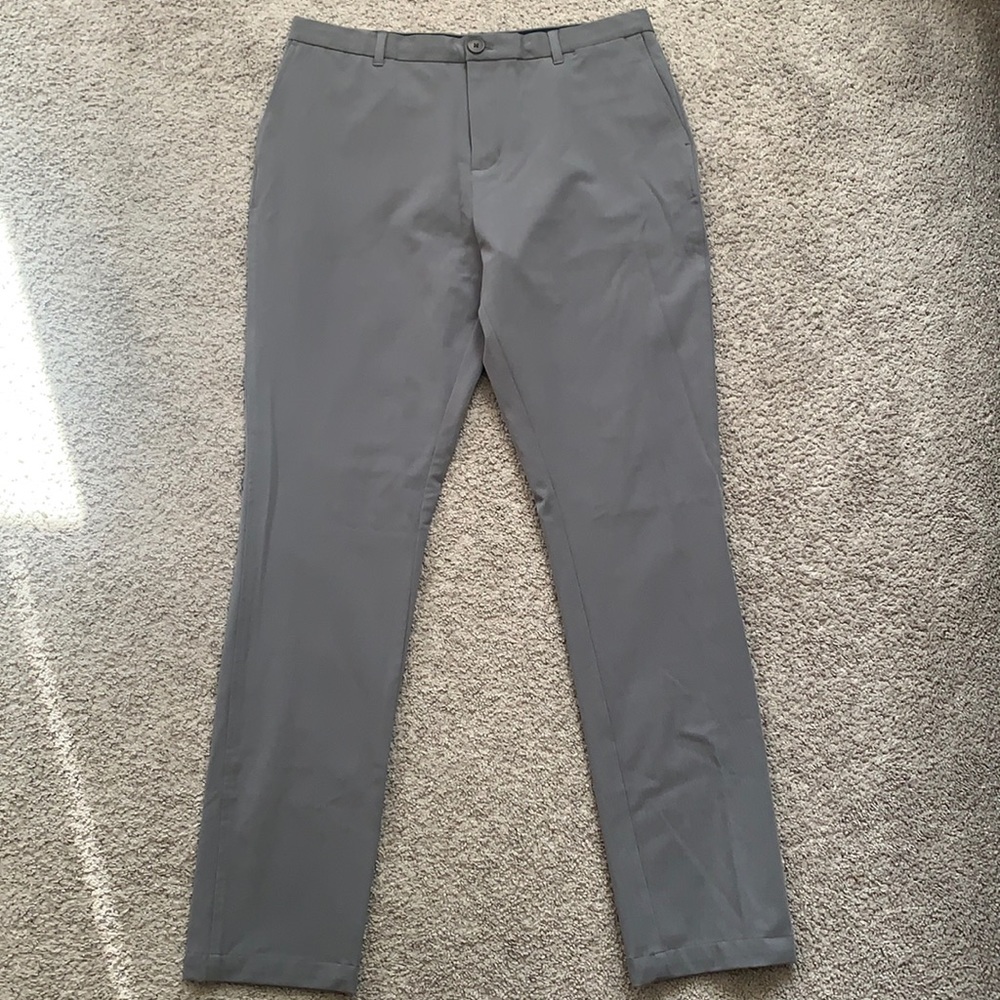 Ministry of Supply Men’s Pace Tapered Chino size 34